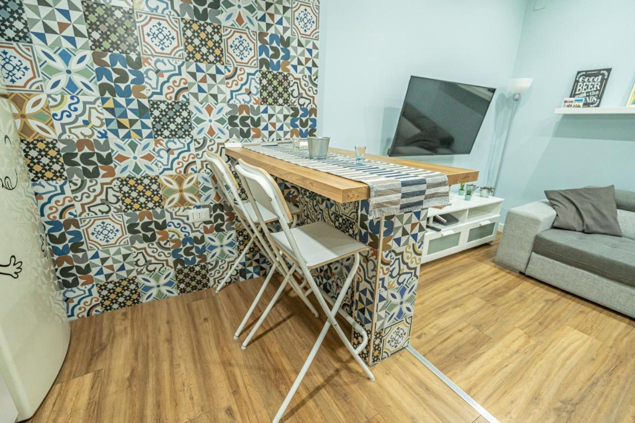 Casa Vacanze Decumano 17 ナポリ エクステリア 写真