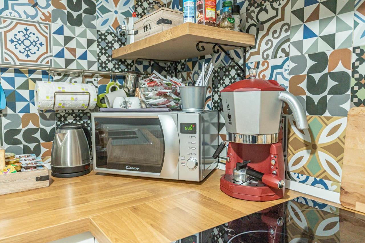 Casa Vacanze Decumano 17 ナポリ エクステリア 写真