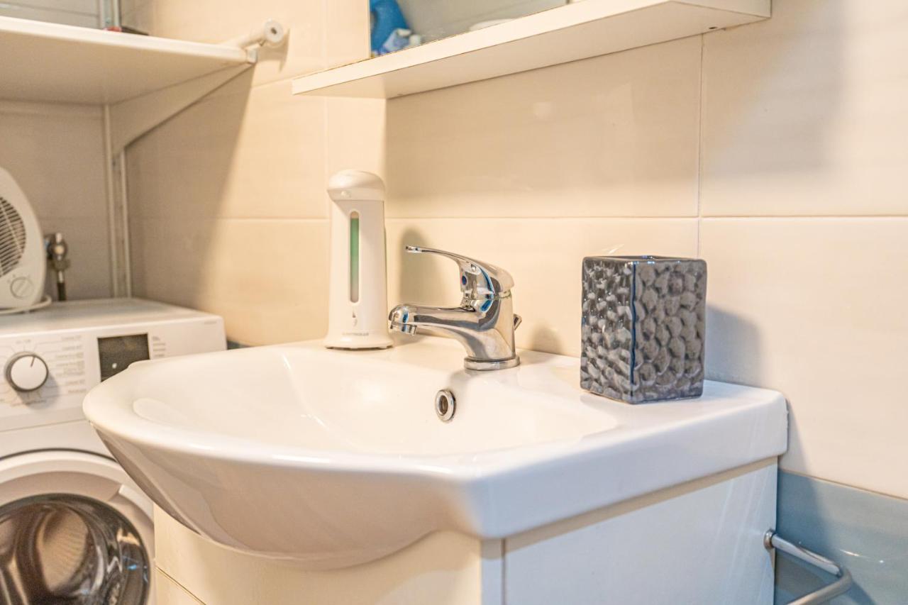 Casa Vacanze Decumano 17 ナポリ エクステリア 写真