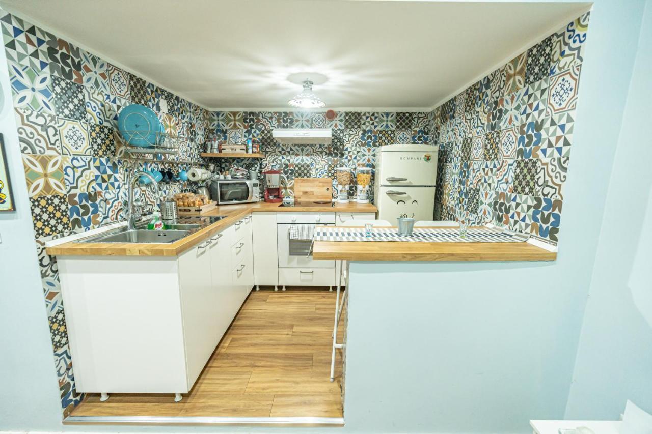 Casa Vacanze Decumano 17 ナポリ エクステリア 写真