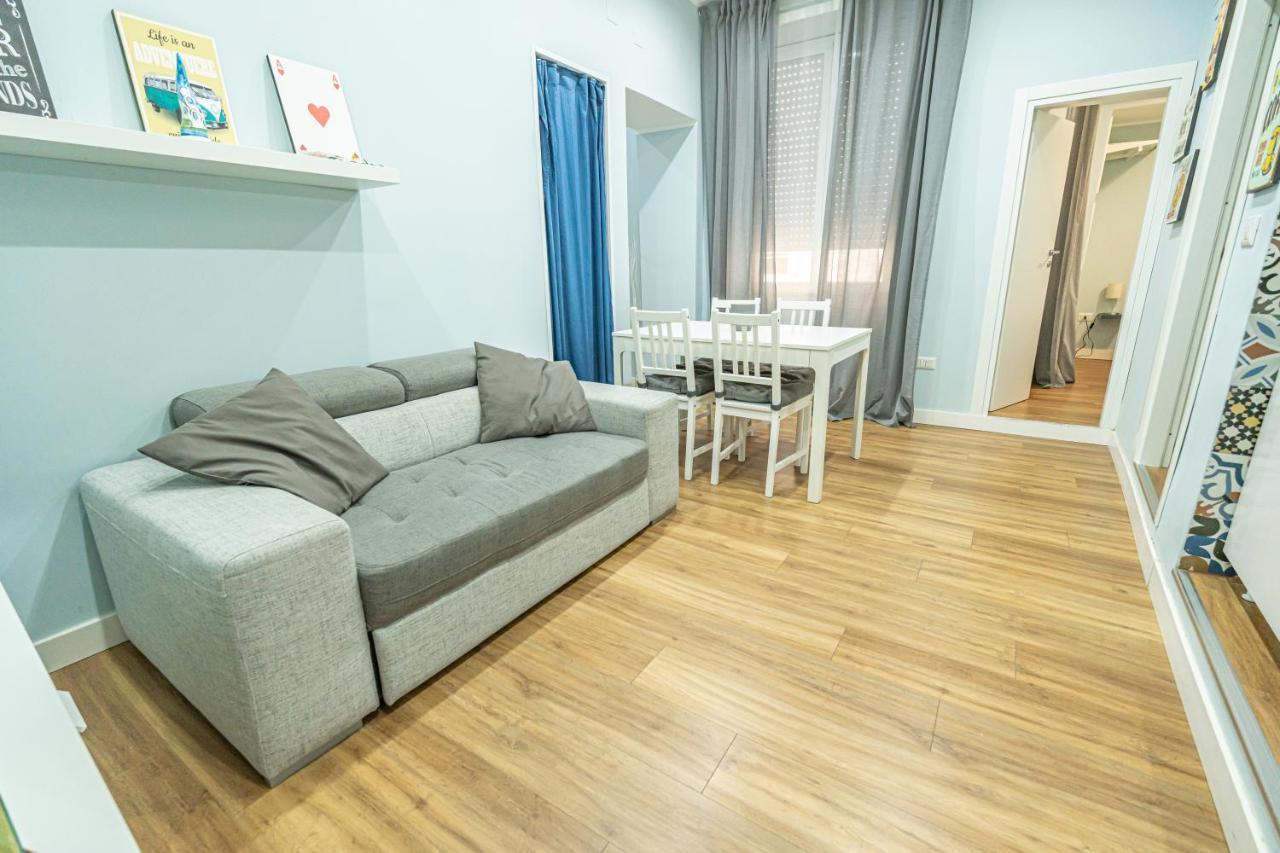 Casa Vacanze Decumano 17 ナポリ エクステリア 写真